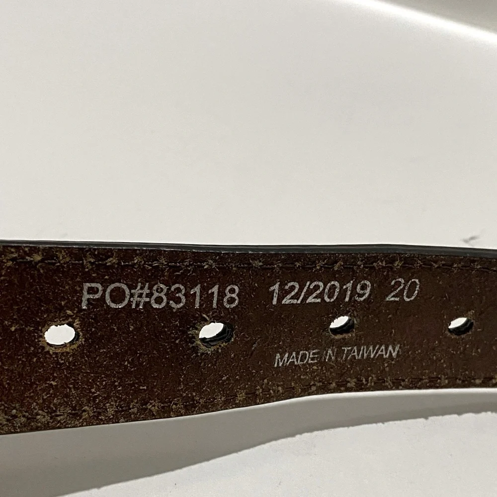 Cavenders Leather Belt Size 20 Brown 1.25